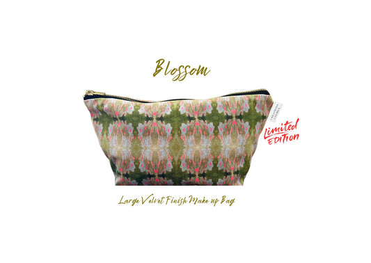 NEW IN: MAKE UP BAG LARGE PREMIUM - LIMITED EDITION - Blossom (Velvet Finish)
